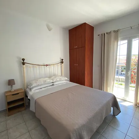 Annalisa & Skala (Kefalonia)