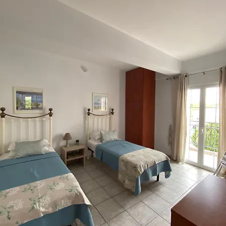 Annalisa & Skala (Kefalonia)